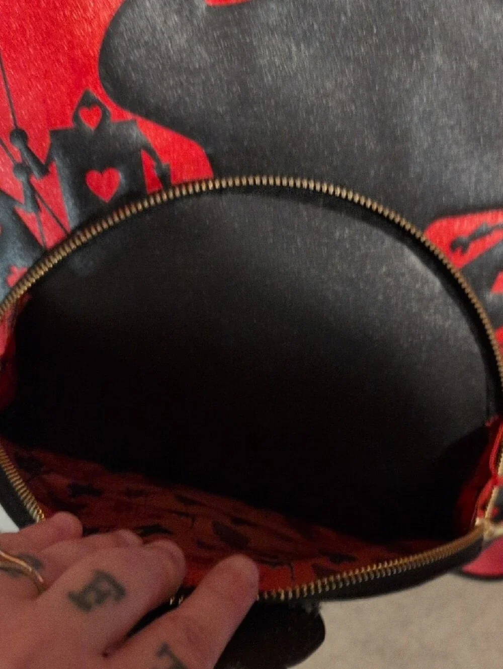 Disney Loungefly Alice In Wonderland Convertible Tote